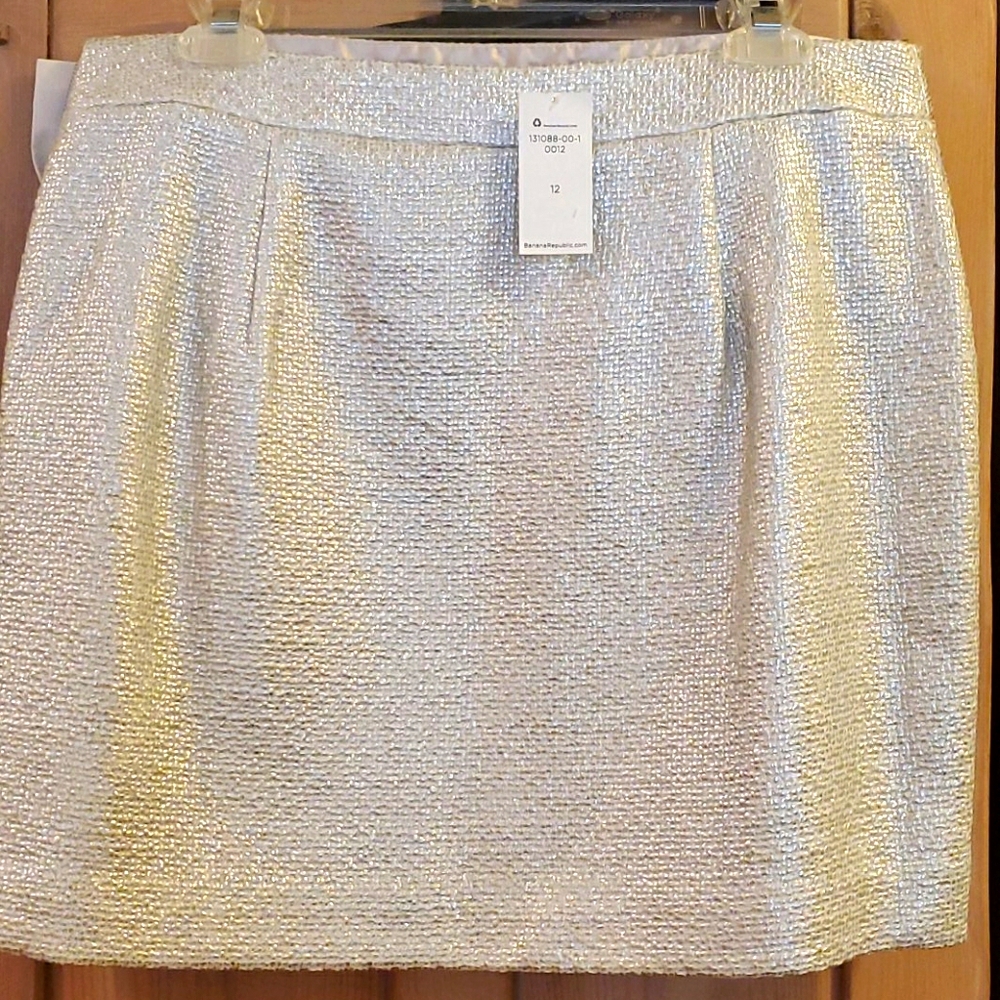 brand new Banana Republic ladies mini skirt